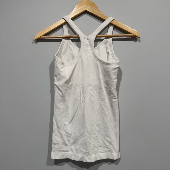 Lululemon Athletica White Ribbed Tank Top - Picture 2 of 3
